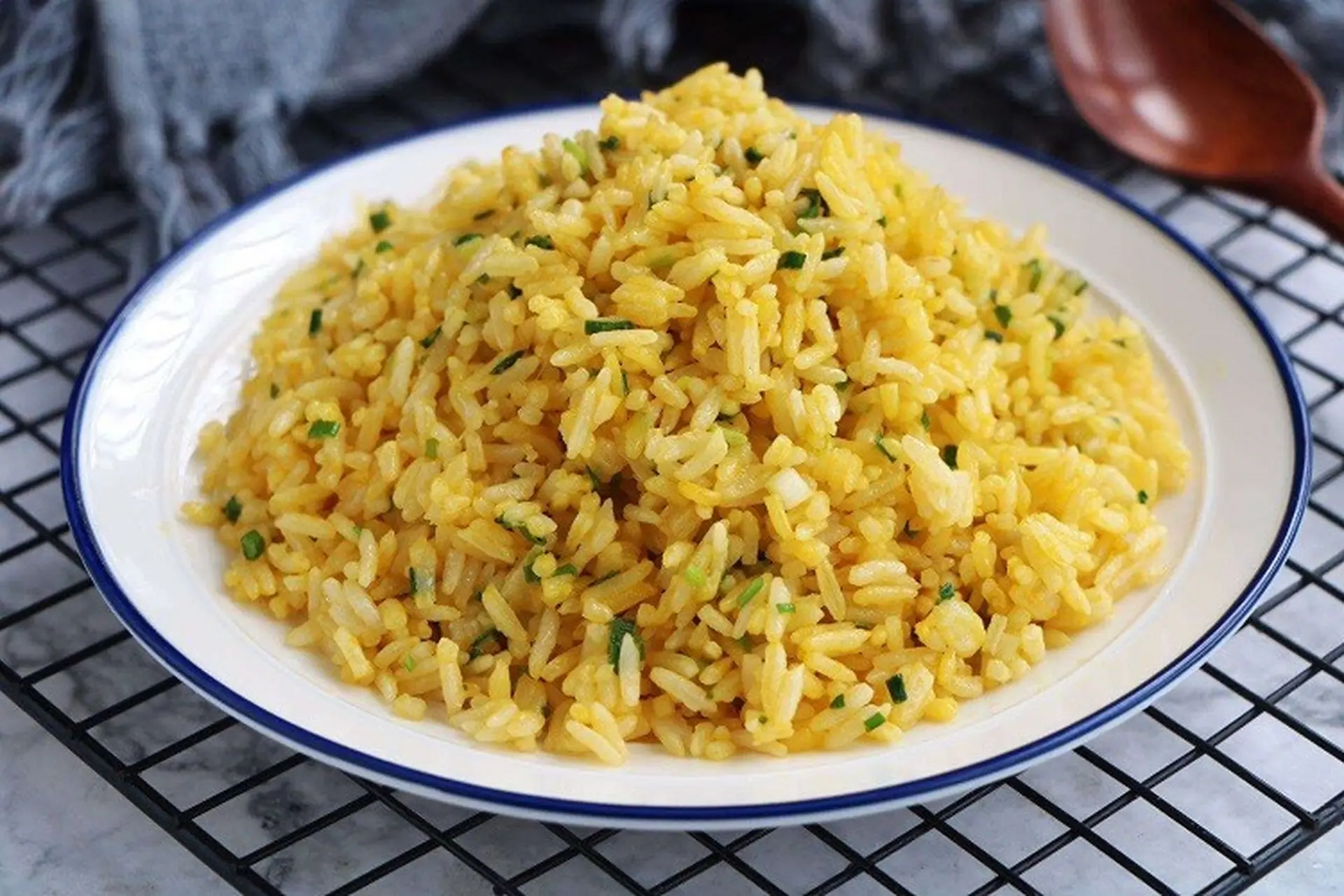 15 món ăn từ trứng gà đơn giản cho bữa cơm gia đình