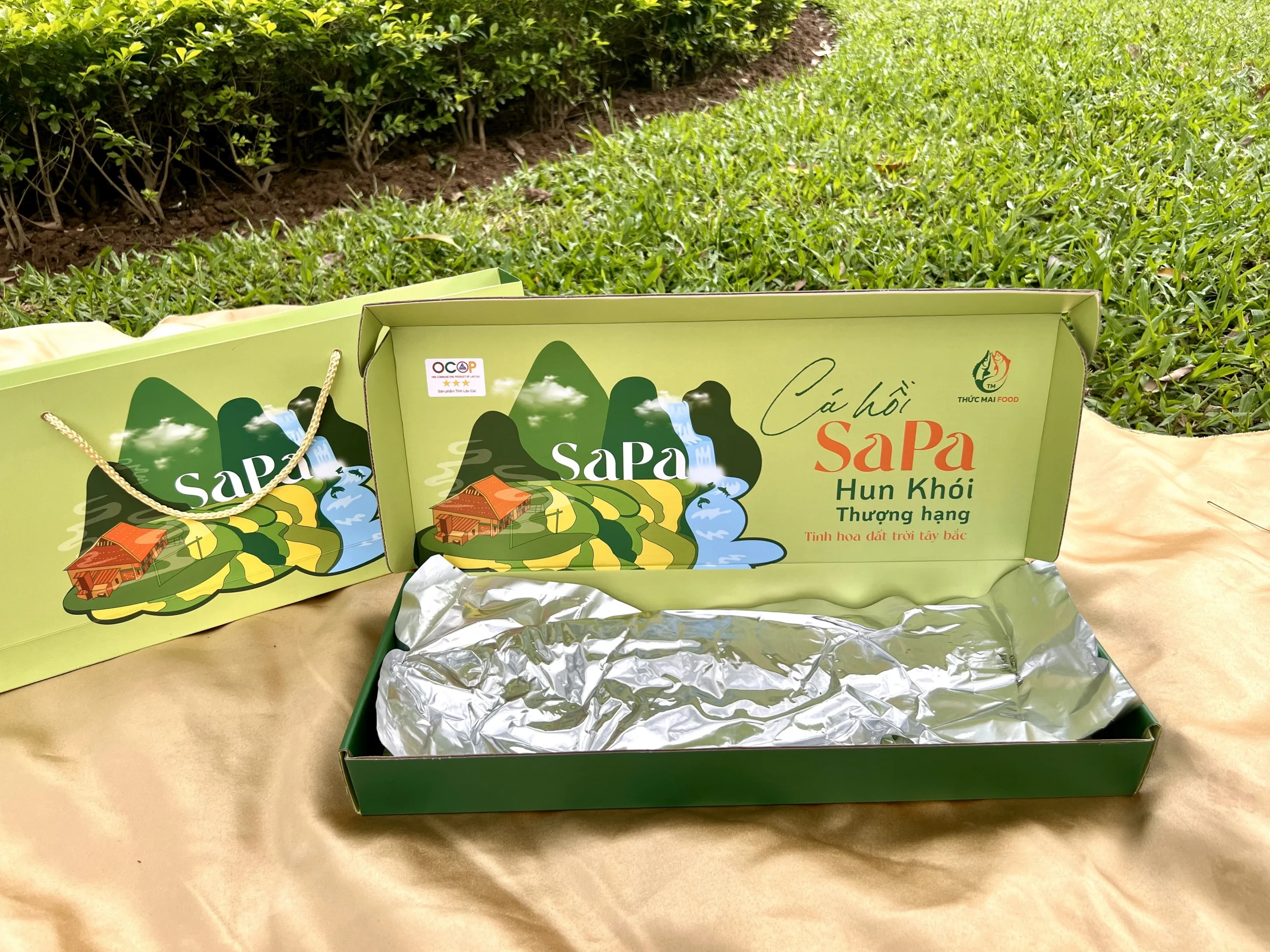 cá hồi hun khói Sa pa