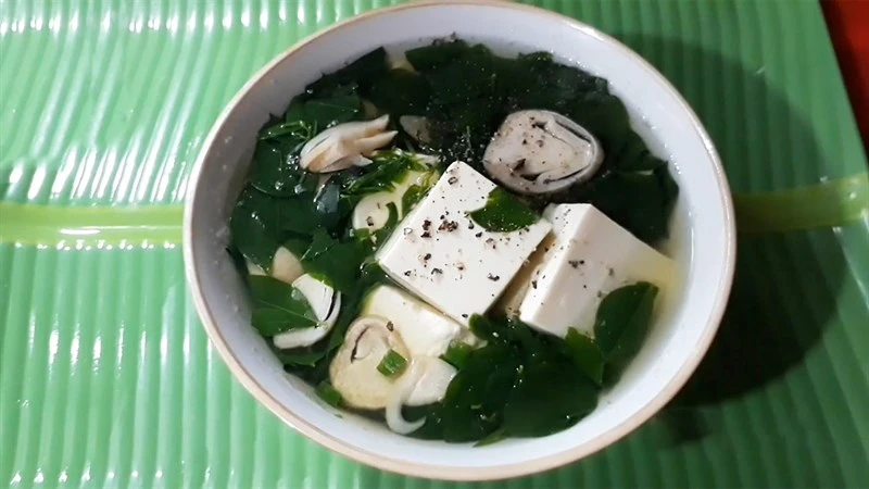 Canh rau ngót đậu hũ