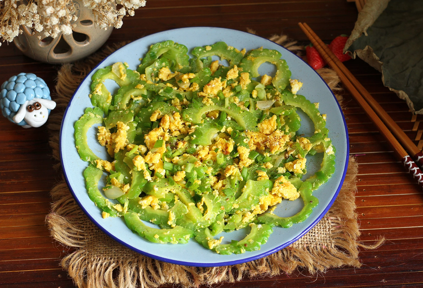 Khổ qua: Từ bữa cơm quê đến ẩm thực hiện đại