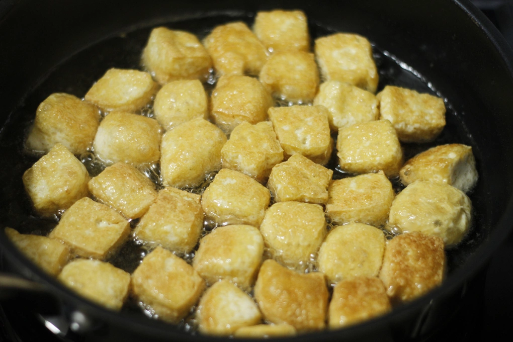 Nguyên liệu cần chuẩn bị cho món ốc chuối đậu