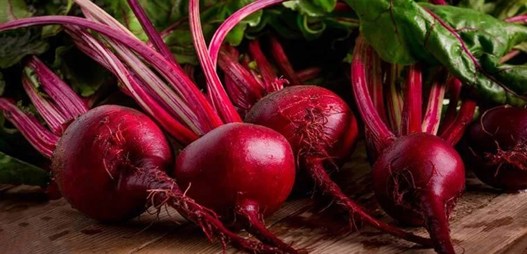 8 Lợi ích sức khỏe từ củ dền mà bạn không nên bỏ qua