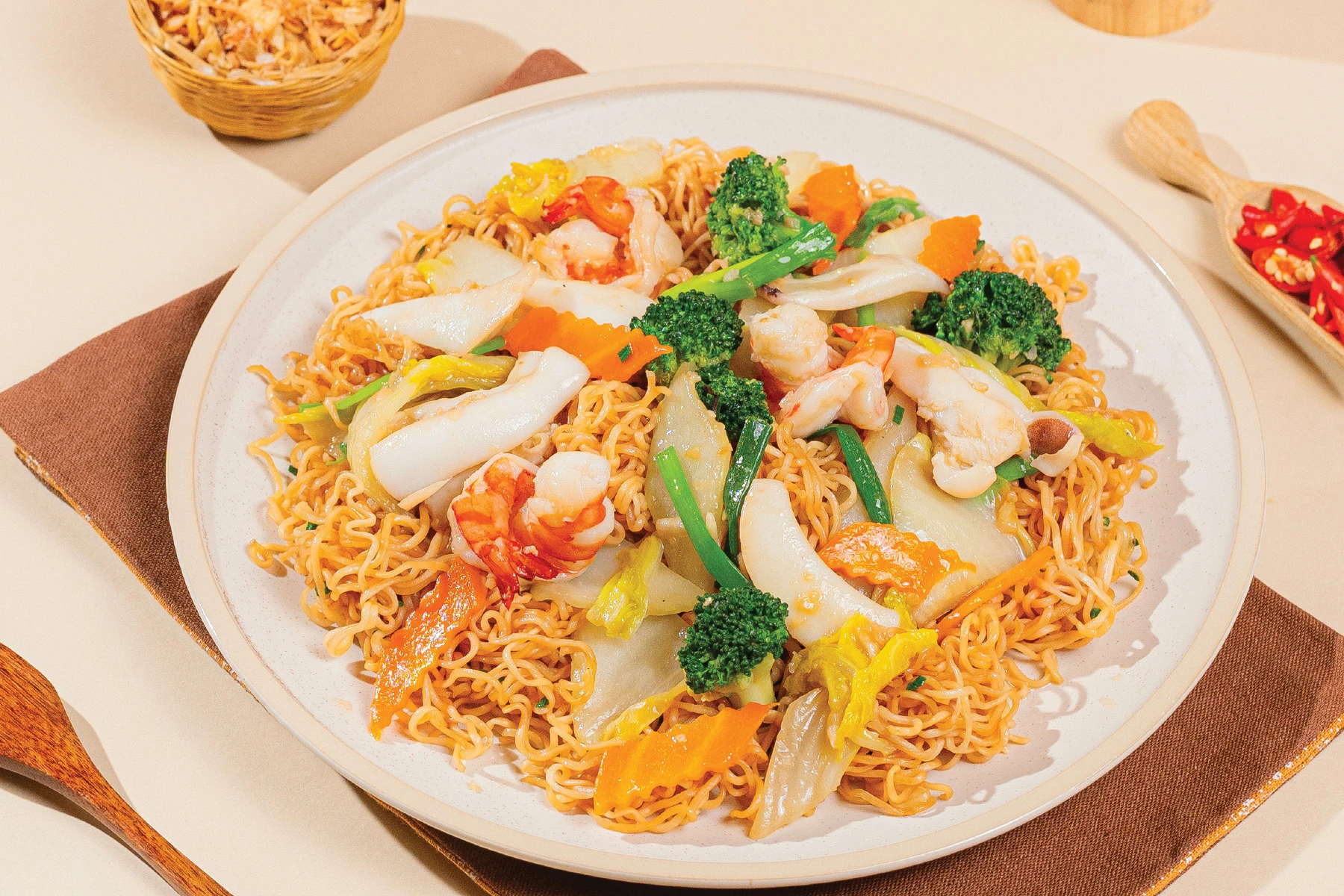 Đi làm về muộn nấu gì? Gợi ý 5 món ngon nhanh gọn cho dân công sở