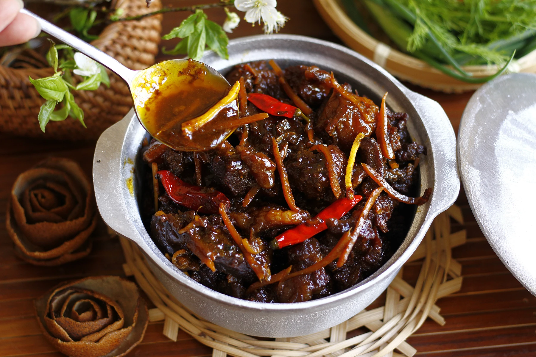 Thịt bò kho gừng