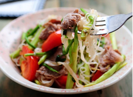 Mỳ gạo Chũ nấu thịt bò lạ miệng