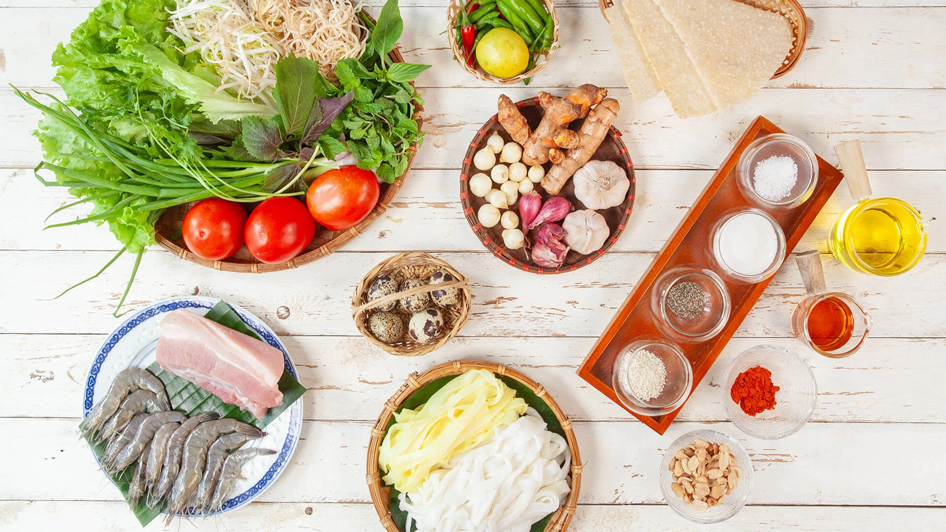 Nguyên liệu tạo nên Mì Quảng