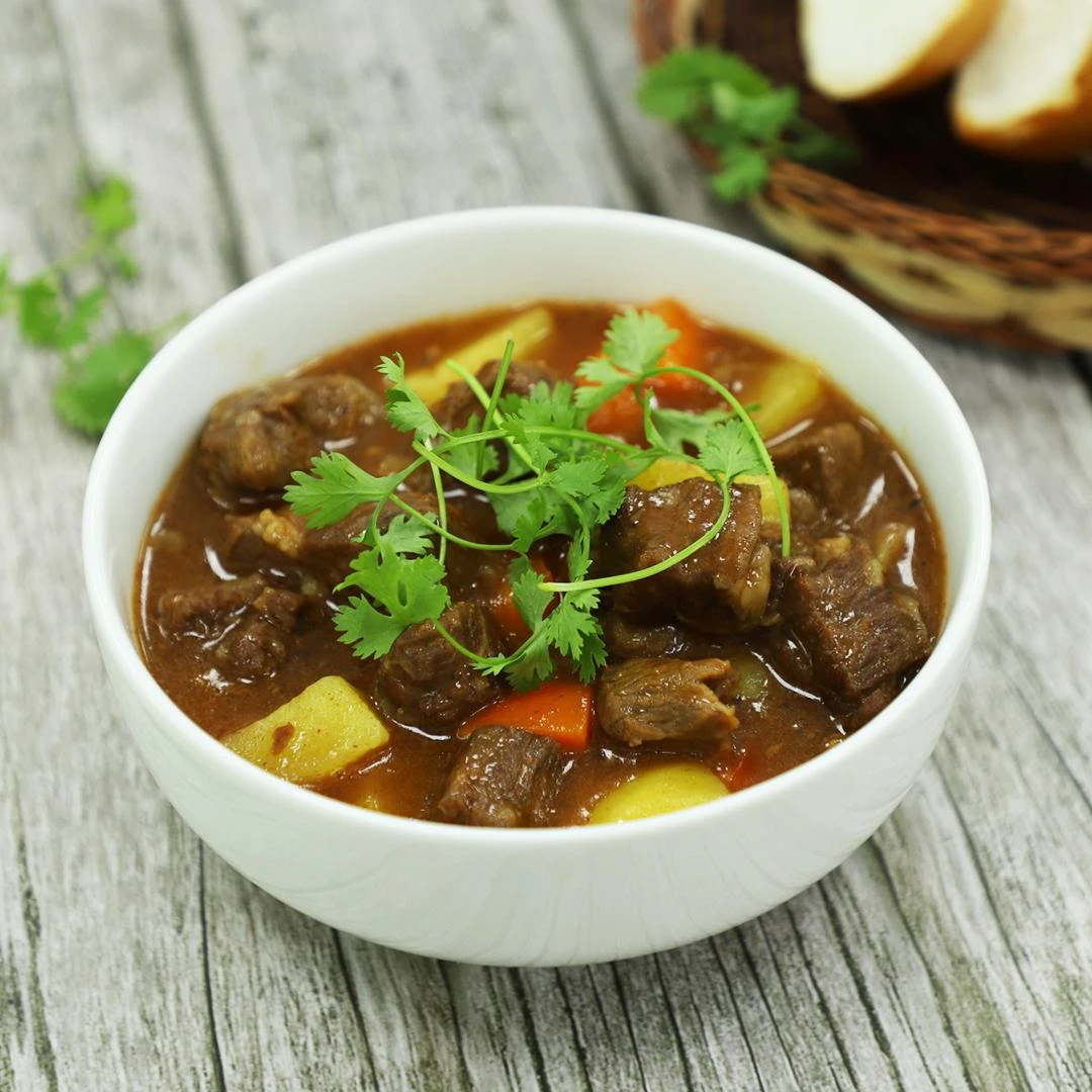 Bò hầm rượu vang