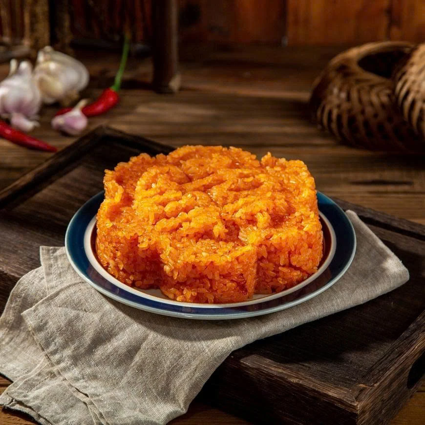 Xôi gấc trong mâm cúng rằm tháng 7